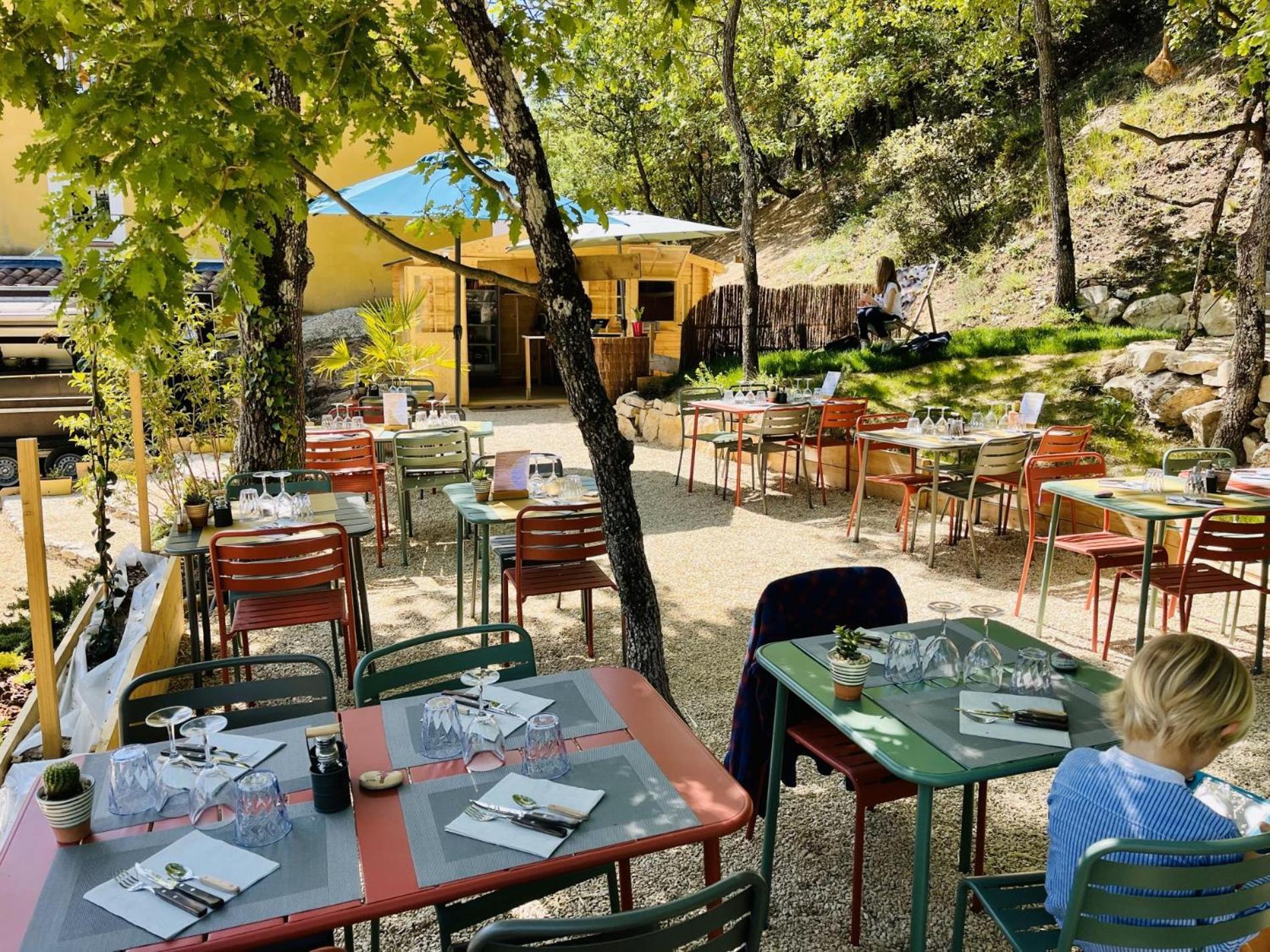 Hotel Résid'Artel Cadarache - ITER Saint-Paul-lès-Durance Esterno foto