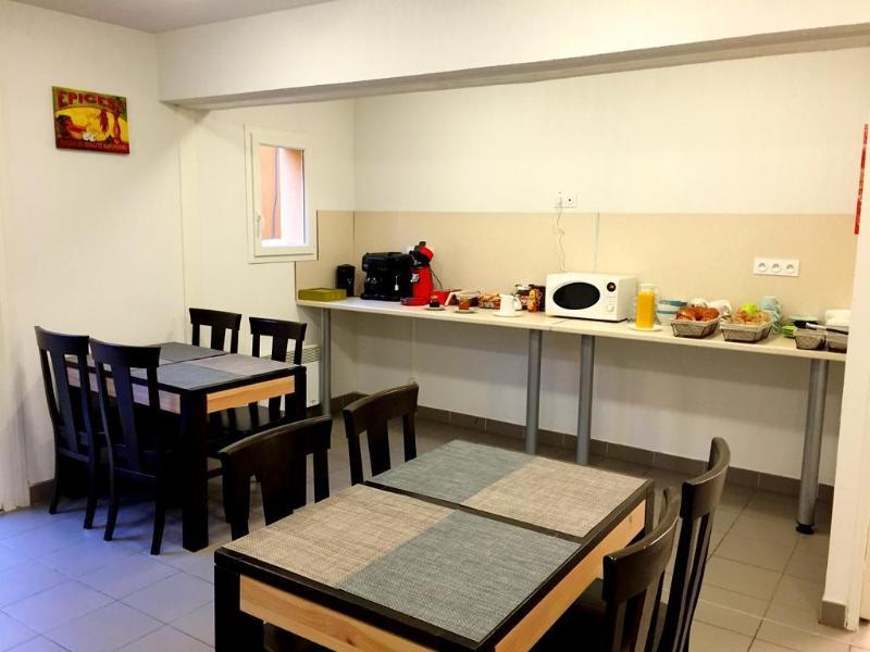 Hotel Résid'Artel Cadarache - ITER Saint-Paul-lès-Durance Esterno foto
