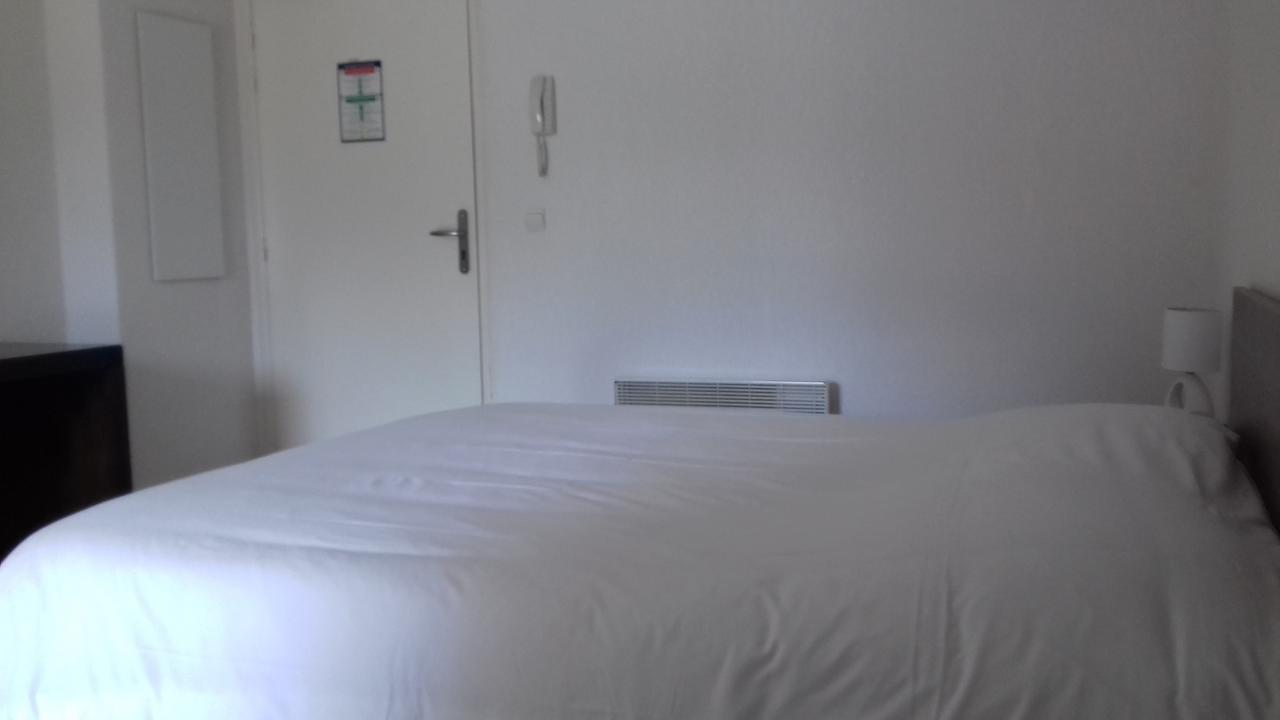 Hotel Résid'Artel Cadarache - ITER Saint-Paul-lès-Durance Esterno foto