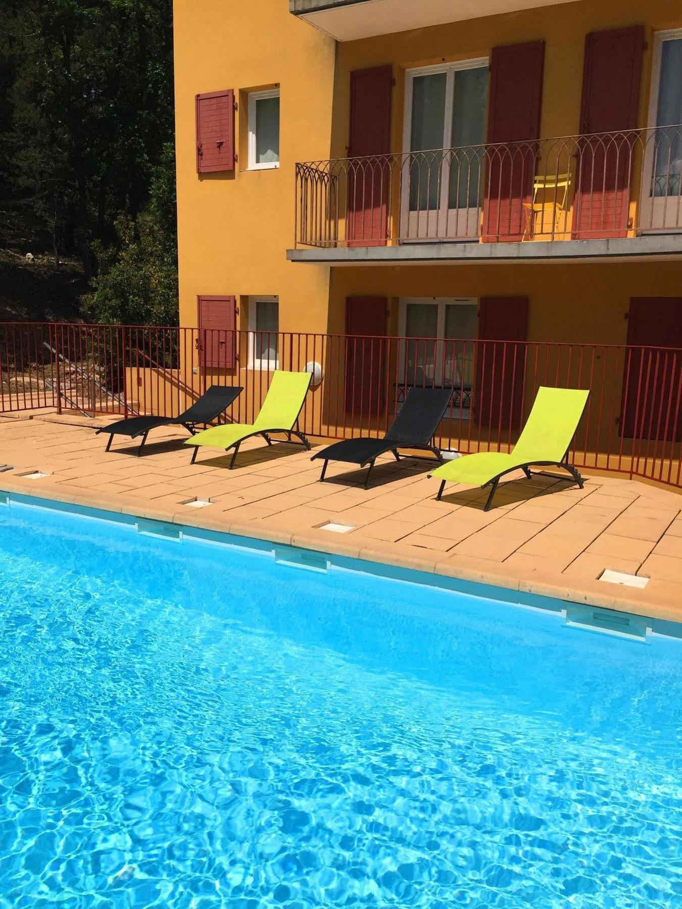 Hotel Résid'Artel Cadarache - ITER Saint-Paul-lès-Durance Esterno foto